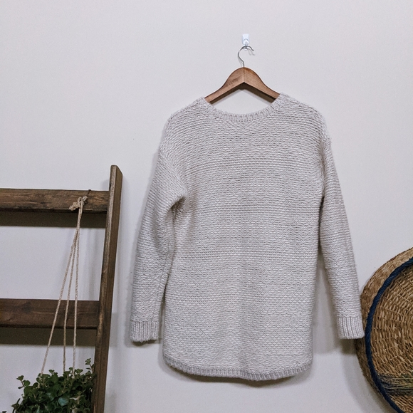 Ann Taylor oversize cream knitted sweater L - Picture 2 of 7